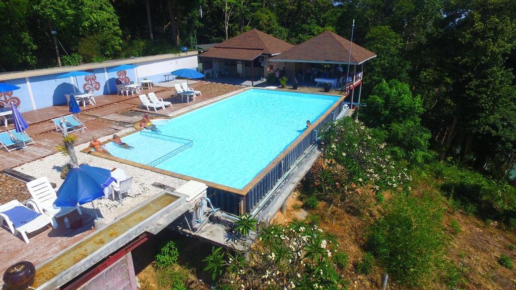 Koh Ngai Cliff Beach Resort Exterior foto